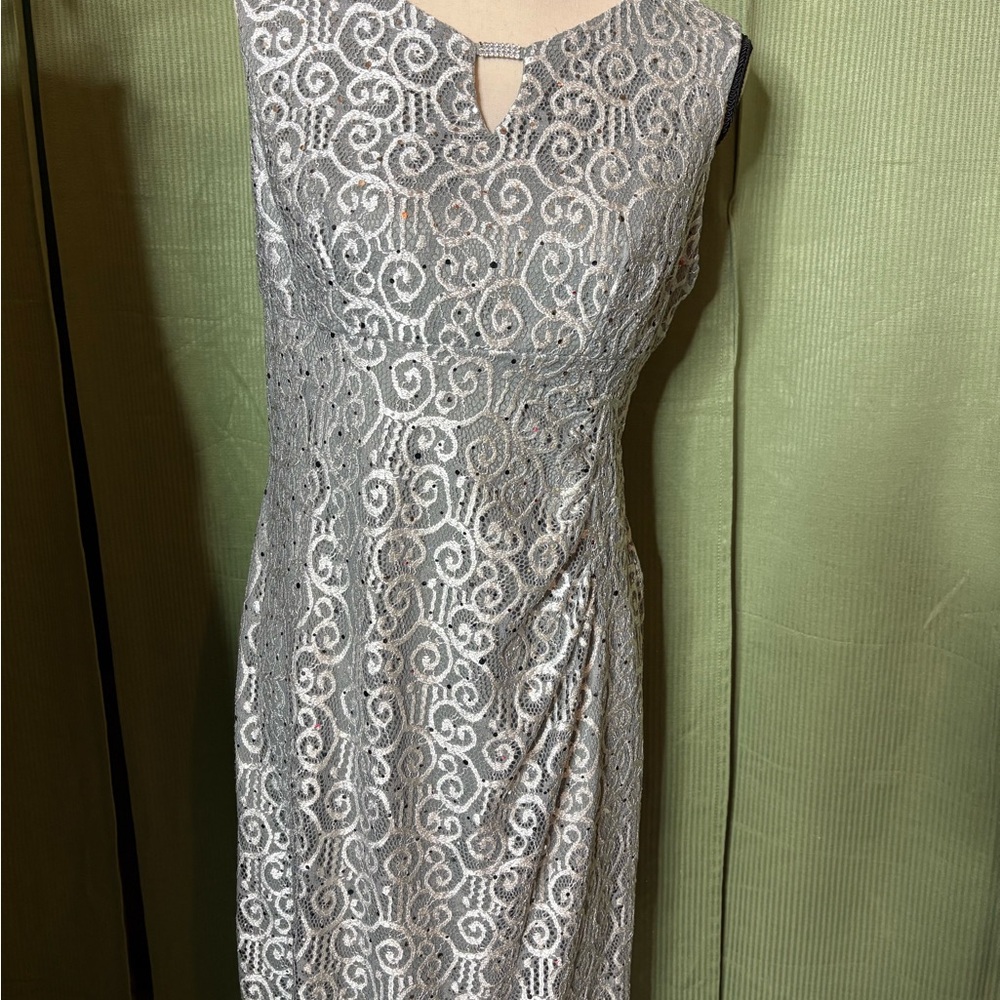 Scarlett Gray Swirl Lace Midi Dress